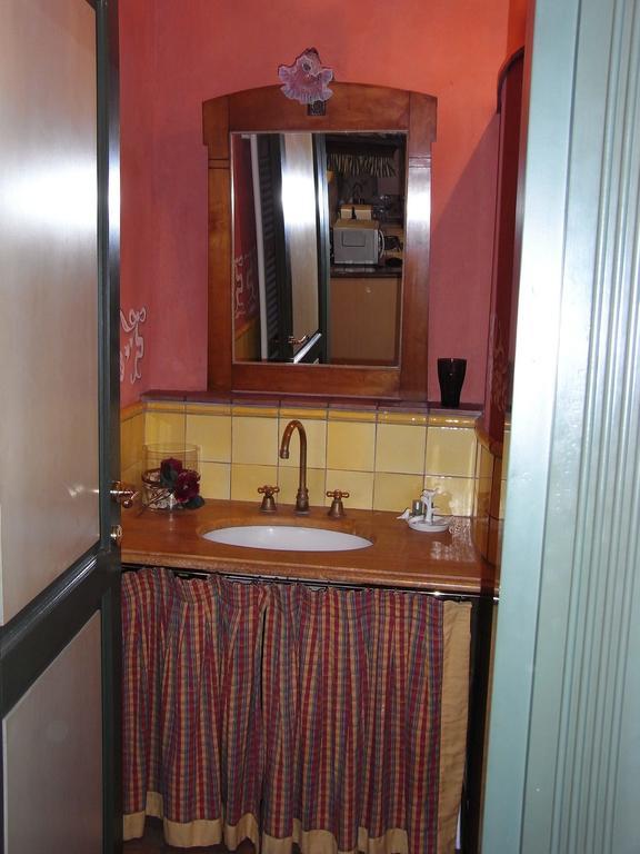Ferienwohnung Il Nido Di Tosca Lucca Zimmer foto
